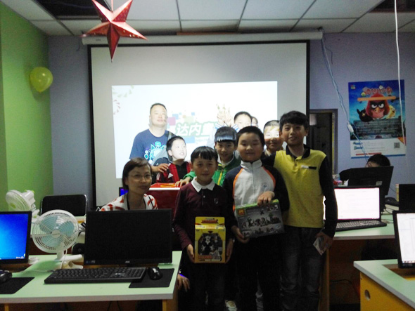 “愤怒的小鸟”特别活动主题