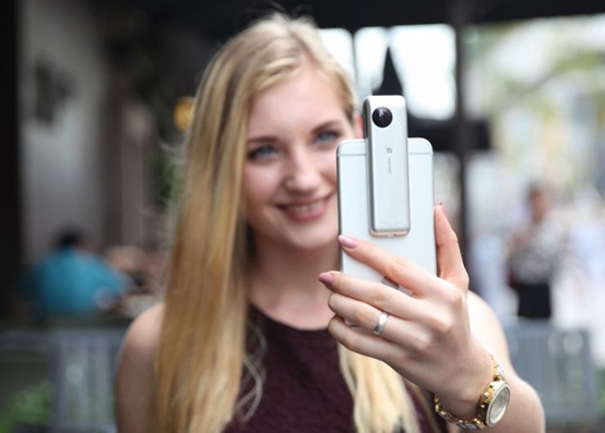 Insta360 Nano让你的iphone秒变VR直播相机