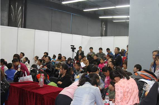 童程童美亮相儿童教育展，现场学员报名火爆