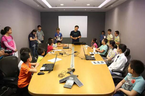 童程童美参与Bluemix少年开发者趣玩体验营