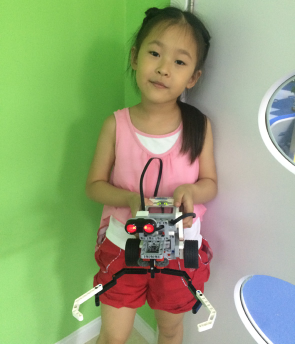 北京大钟寺校区：乐高机器人夏令营开班盛况