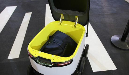 英国现外卖机器人 送餐仅用30分钟