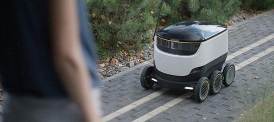 英国现外卖机器人 送餐仅用30分钟