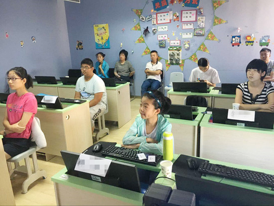青岛CBD校区：少儿编程体验课开班盛况
