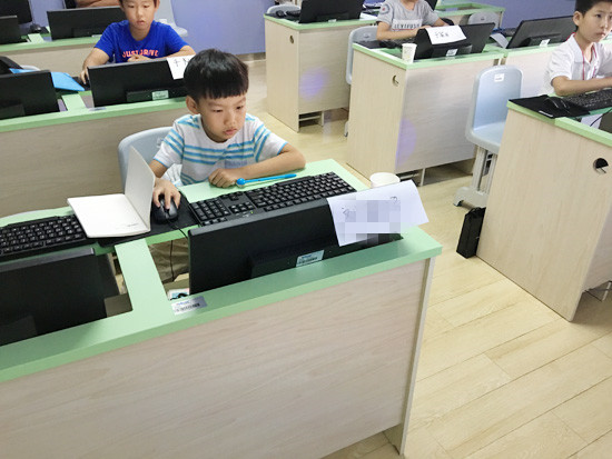 青岛CBD校区：少儿编程体验课开班盛况