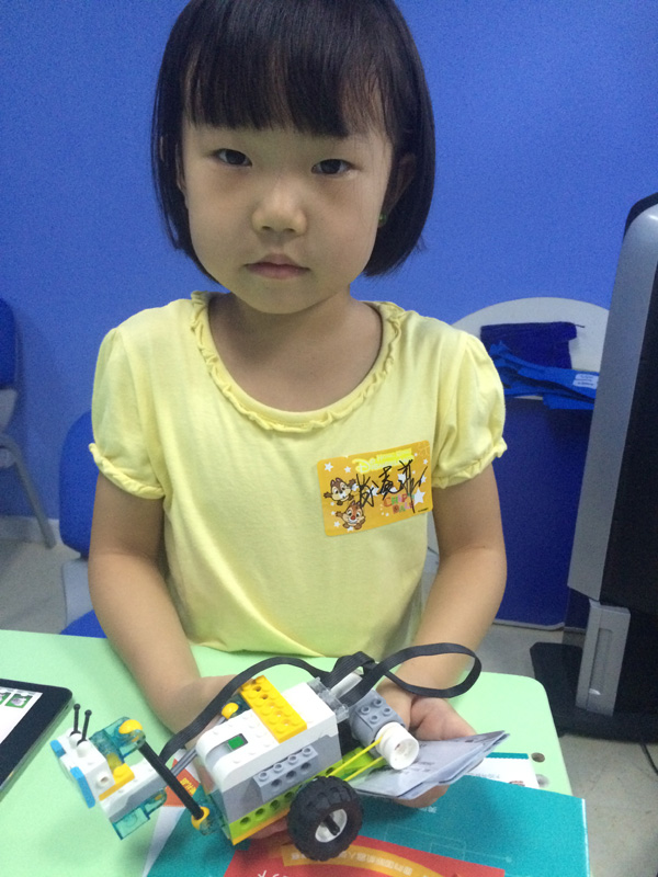 北京大钟寺：乐高机器人WEDO体验课开班盛况