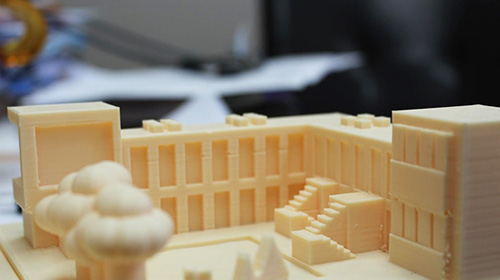 美国五年级学生独立3D打印出整体学校模型