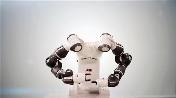 ABB用桌面3D打印机造工业机器人手指原型