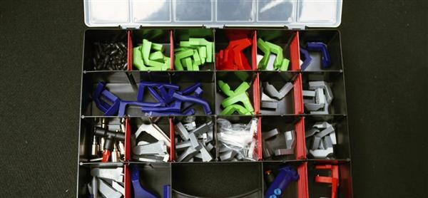 ABB用桌面3D打印机造工业机器人手指原型