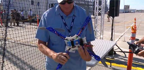 Essex航空母舰上3D打印个性化的无人机