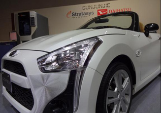 日本汽车制造商为跑车定制3D打印“皮肤”