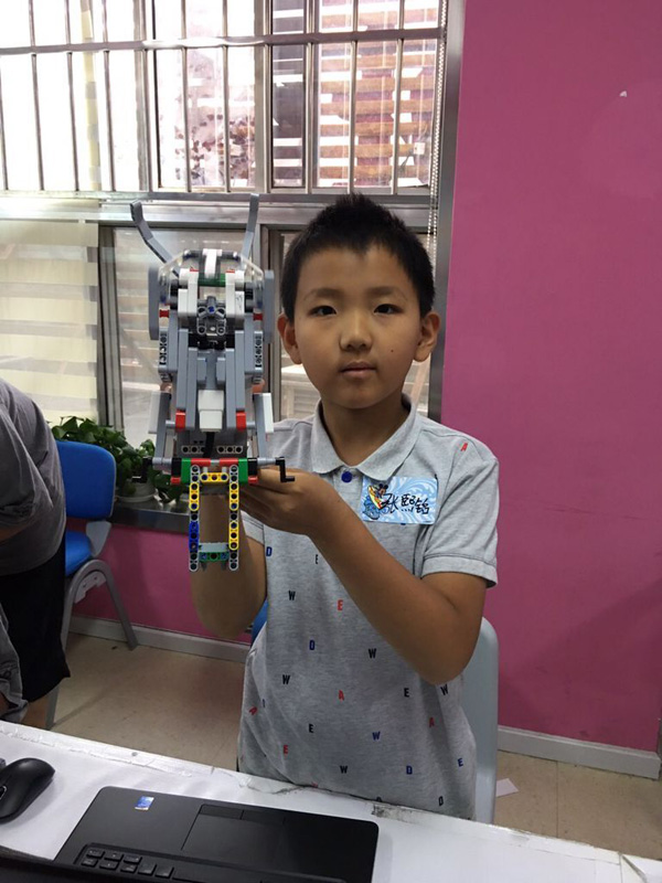 北京大钟寺：乐高机器人EV3活动课开班盛况