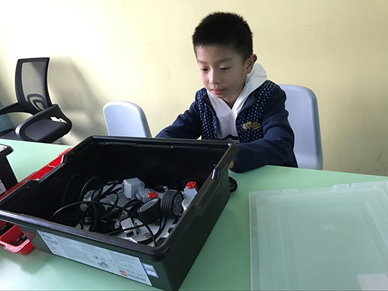 北京大钟寺校区：乐高机器人EV3体验课开班盛况