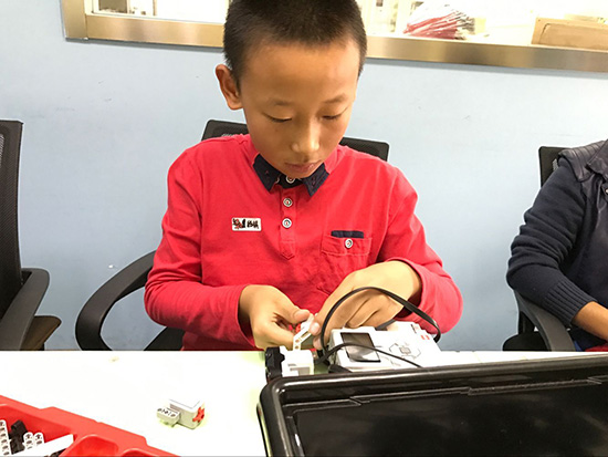 北京大钟寺校区：乐高机器人EV3体验课开班盛况