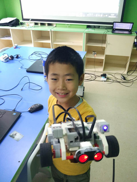 北京大钟寺：乐高机器人EV3体验课开班盛况