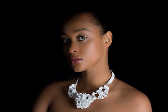 Nervous System模拟花朵生长形状的3D打印珠宝首饰