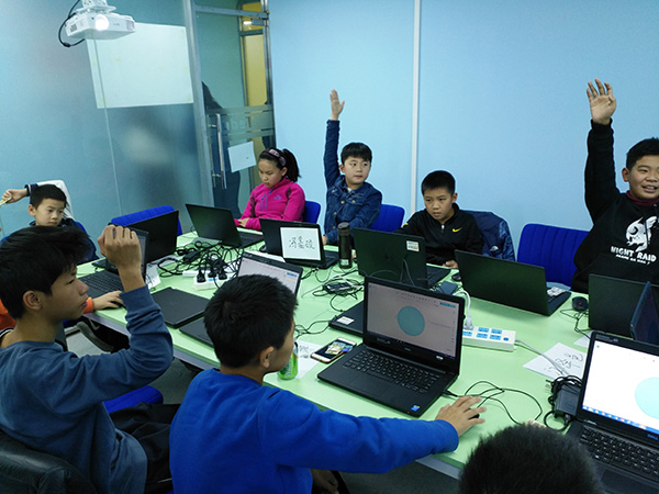 北京大钟寺校区：少儿3D打印万圣节活动开班盛况