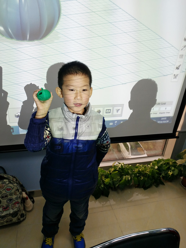 北京广渠门校区：少儿3D打印万圣节活动开班盛况