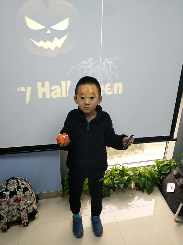 北京广渠门校区：少儿3D打印之3D打印笔开班盛况