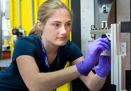 NASA科学家用中子检验3D打印火箭发动机部件