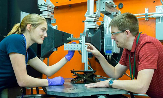 NASA科学家用中子检验3D打印火箭发动机部件