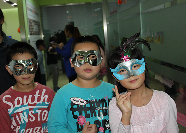 青岛CBD校区：万圣节活动开班盛况