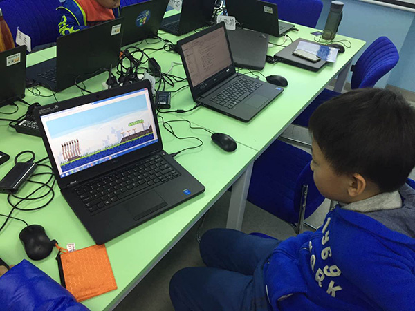 北京大钟寺校区：少儿编程体验课开班盛况