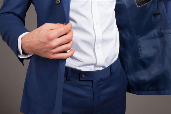 香港裁缝借助3D扫描为客户制作定制西装