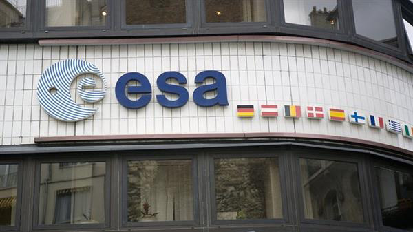 ESA委托科技公司为空间站开发3D打印面包板机