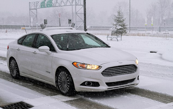 福特在大雪天成功完成无人驾驶汽车道路测试