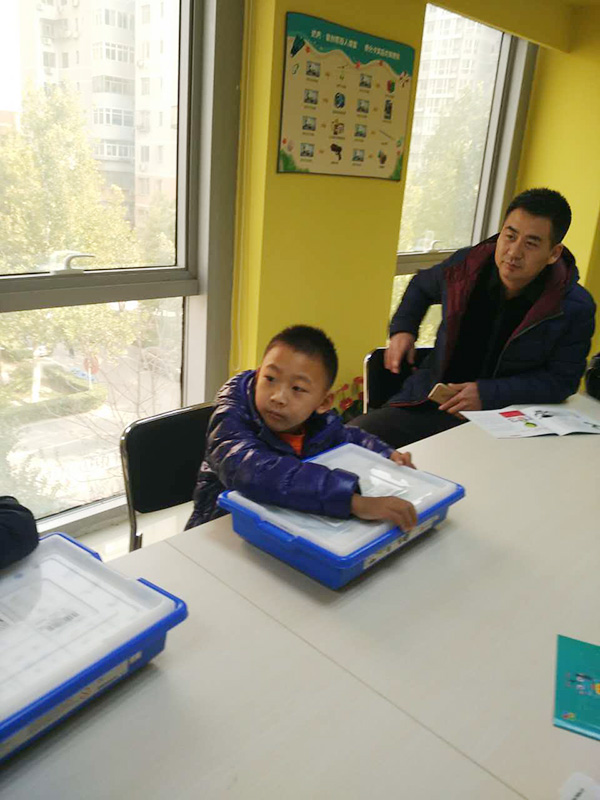 北京广渠门：乐高机器人WEDO体验课开班盛况