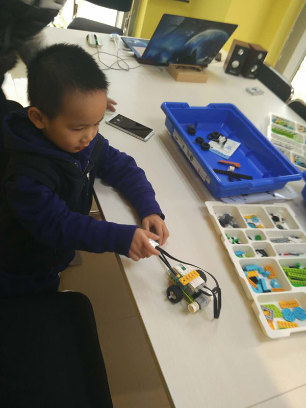 北京广渠门：乐高机器人WEDO体验课开班盛况