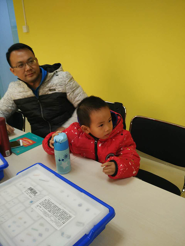 北京广渠门：乐高机器人WEDO体验课开班盛况