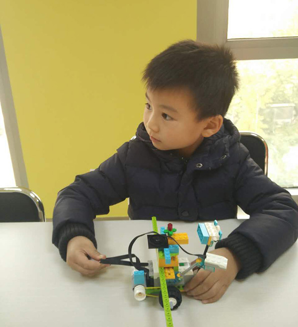 北京广渠门：乐高机器人WEDO体验课开班盛况