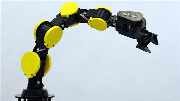 国际空间站新增Cyton Gamma 300机器人手臂