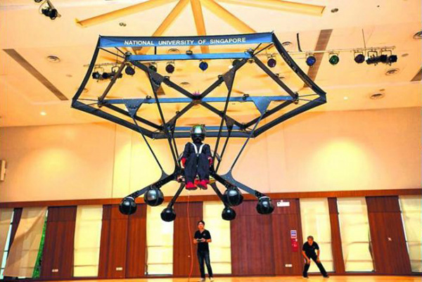 新加坡大学生借助3D打印开发出单人飞行器