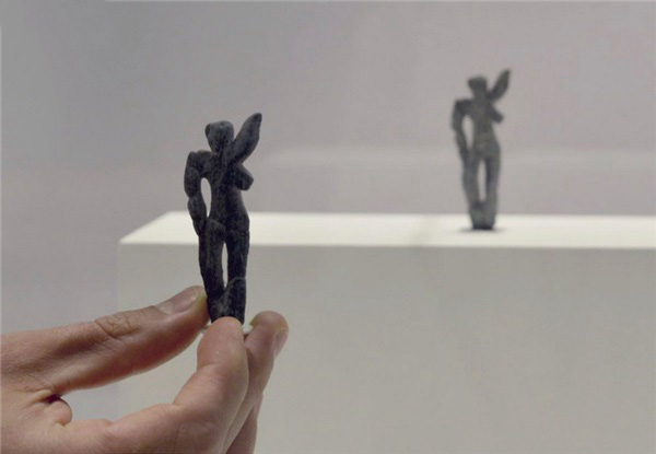 博物馆用3D打印对3万年前雕塑进行保护性复制