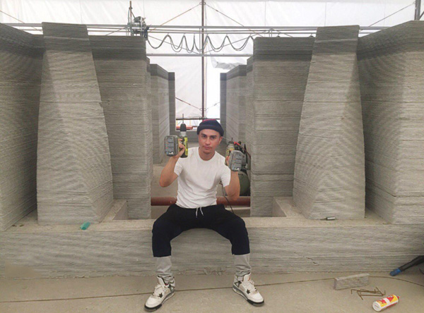 菲律宾刘易斯大酒店老板3D打印首个酒店式别墅