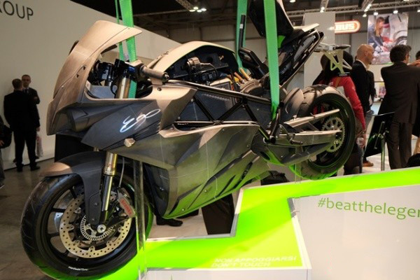 3D打印电动摩托时速达240公里/小时