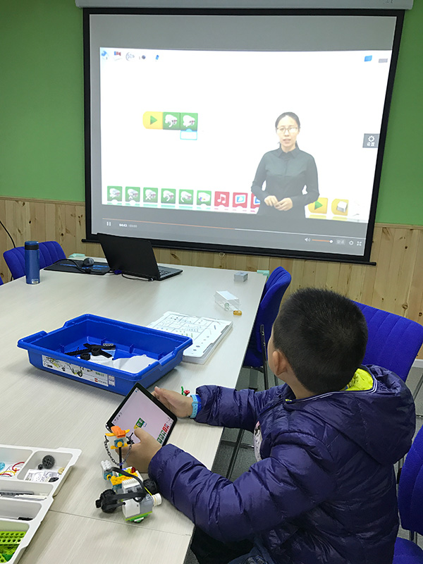 北京万寿路校区：乐高机器人体验课开班盛况