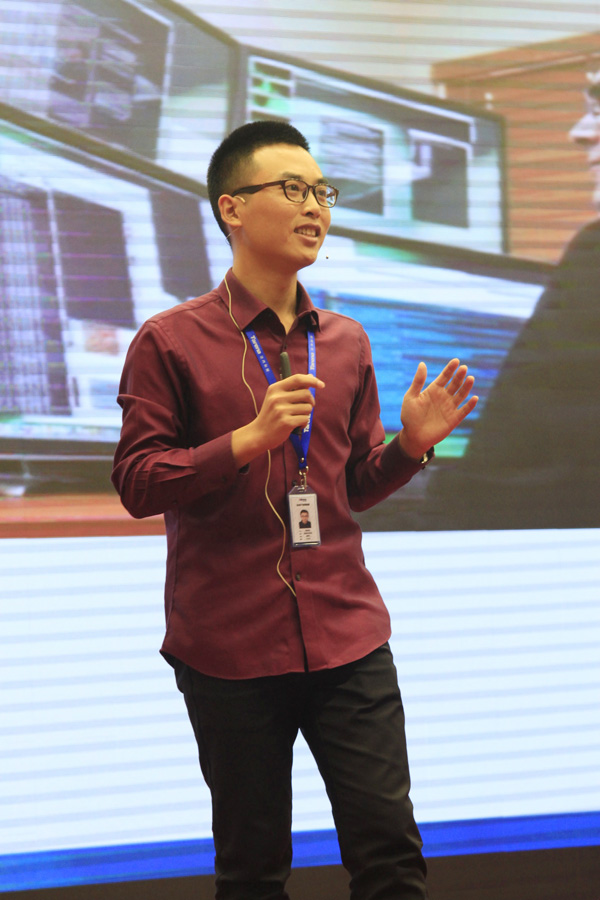 "发现杯"编程挑战赛流动课堂进校园之石油附小站