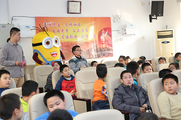 "发现杯"编程挑战赛流动课堂之海淀第三实验小学站