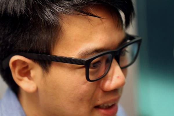 Vue推出功能更全更炫酷的3D打印智能眼镜