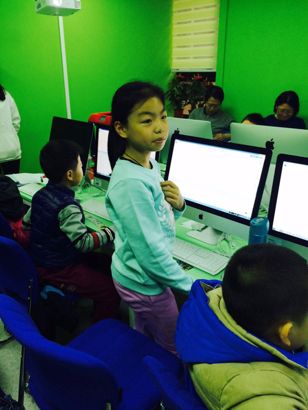 少儿3D打印感恩节用“心”说爱活动课开班盛况