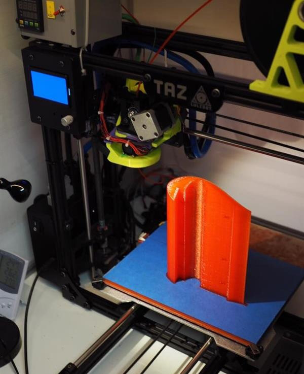 美女工程师开发出世界上最快3D打印电动摩托车