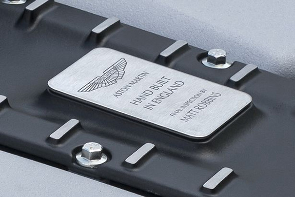 阿斯顿·马丁计划将机器人和3D打印引入其生产线