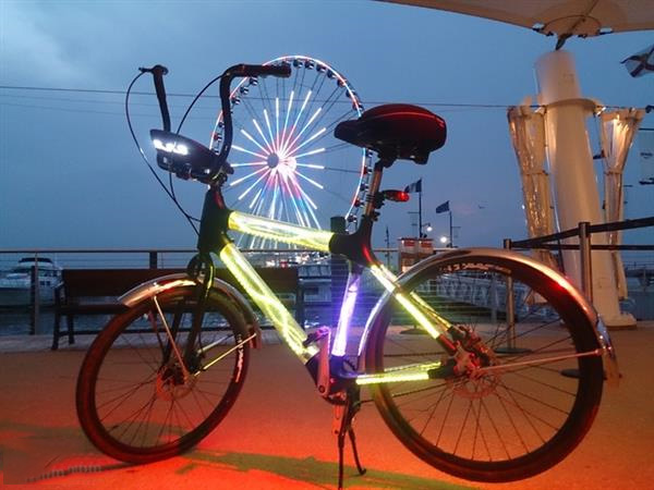 3D打印帮助打造功能强大的发光自行车