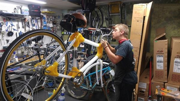 3D打印帮助打造功能强大的发光自行车