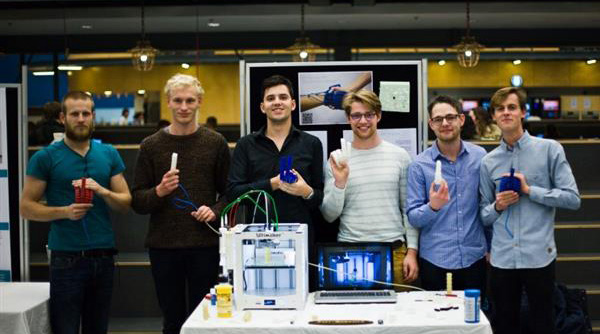 3D打印机插件允许在制模的同时进行浇注