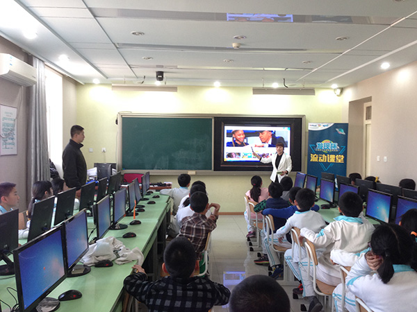 "发现杯"编程挑战赛流动课堂之双榆树中心小学站